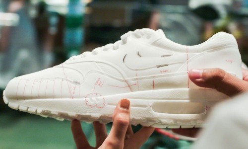 Nike 为 Air Max 30 周年祭出《设计背后：回到原点》视频影片